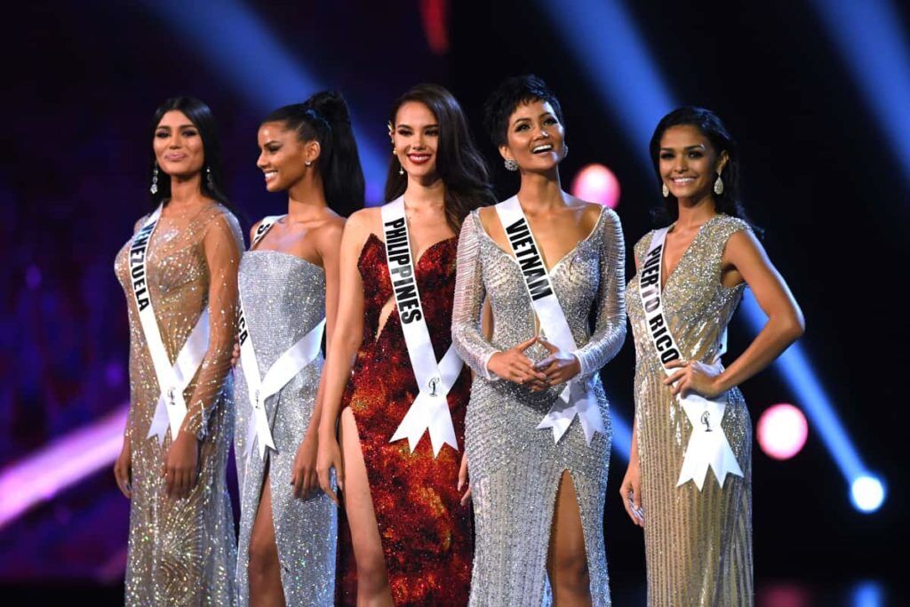 Участницы "Мисс Вселенная-2019" показали, как выглядят без макияжа. Фото