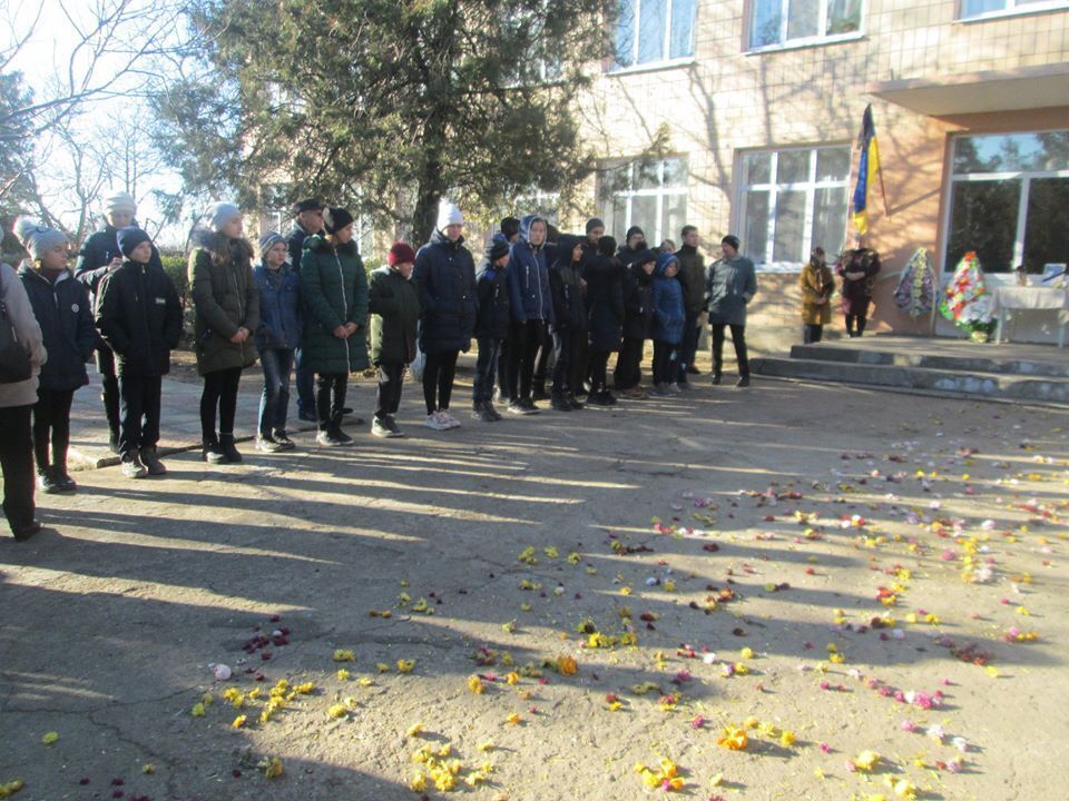 На Одещині поховали загиблу під час пожежі в коледжі Ксенію Бабенко