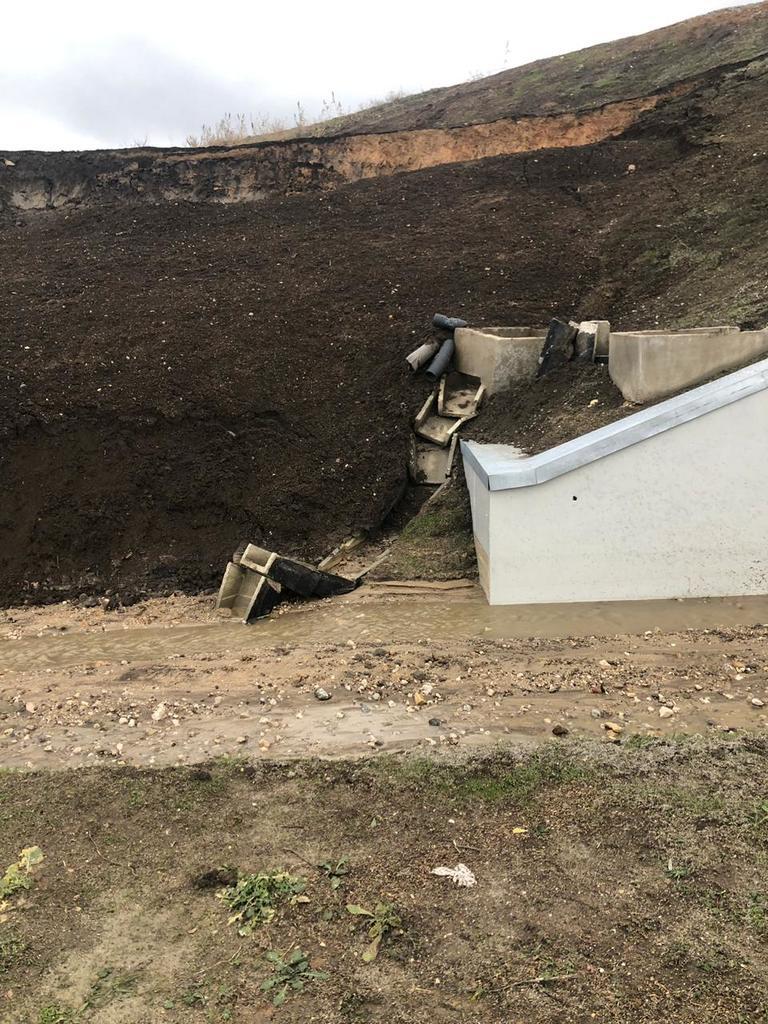 ÐÑÑмÑкий моÑÑ Ð½Ð°Ñал ''ÑползаÑÑ'': оккÑпанÑÑ Ð¿Ð¾ÑÑнили ЧÐ