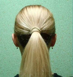 Несложные причёски для длинных волос