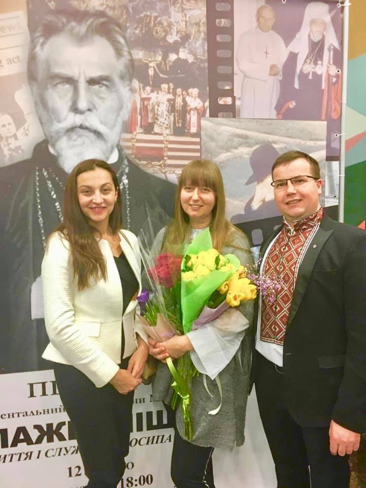 Режиссер фильма Елена Мошинская собирала свидетельства и архивы в девяти странах мира, в частности в Аргентине и Парагвае