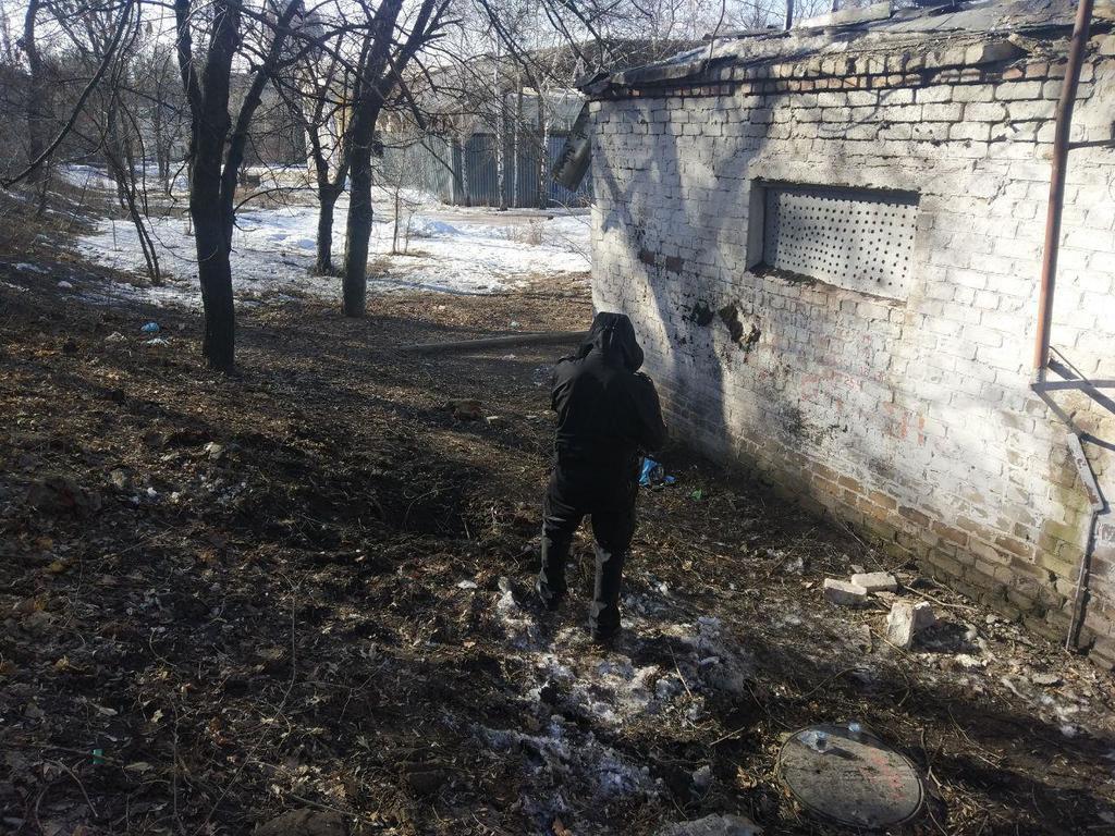 У центрі Донецька прогриміли три потужні вибухи: всі подробиці