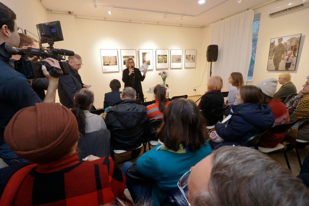 Філатов відкрив ХХ Міжнародну фотовиставку газети <i><a href=http://www.day.kiev.ua/ target=_blank>