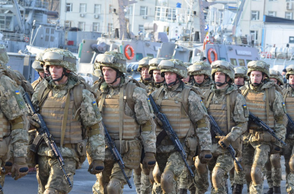 ФСБ приготувалася: в Росії заявили про похід військових кораблів України до Керченської протоки