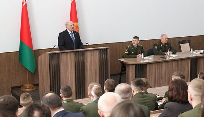 ''Никогда на это не пойду!'' Лукашенко внезапно дал отпор Путину