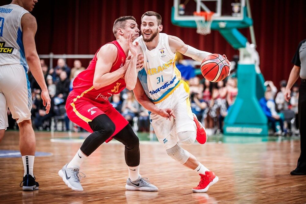 Сборная Украины по баскетболу собрала "биток" в Киеве и выдала драму в отборе КМ