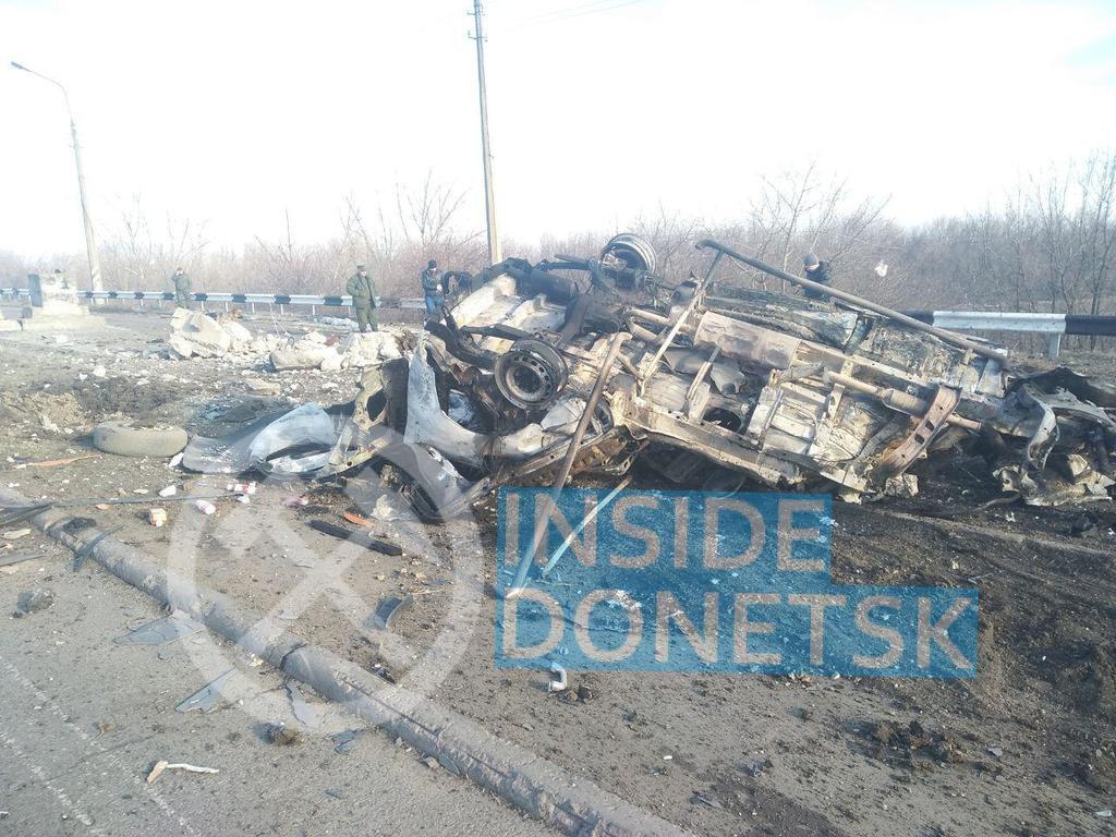 "Розкидало останки": на Донбасі підірвався автобус із мирними жителями