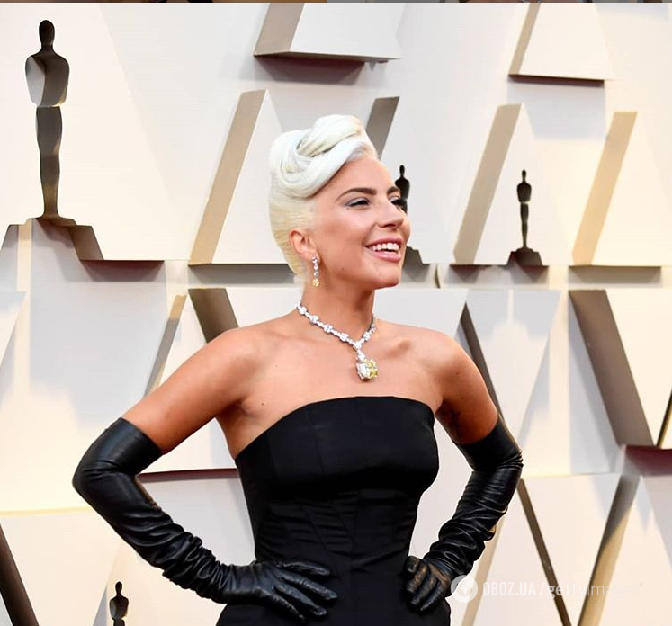 Леди Гага появилась на "Оскаре" в драгоценности за 30 миллионов долларов