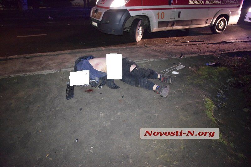 В Николаеве произошло смертельное ДТП с военными. Кадры 18+