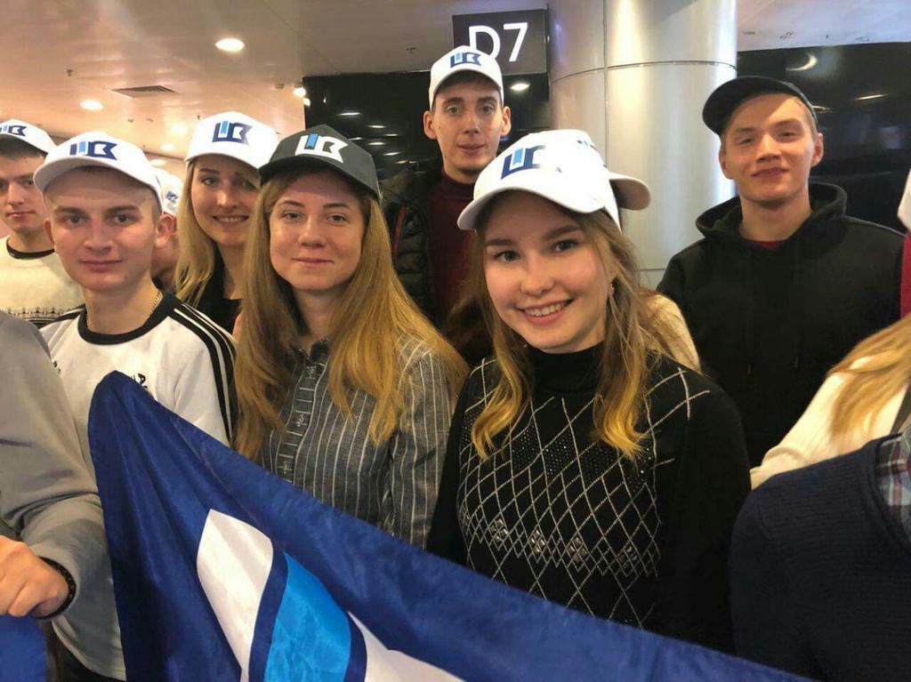 Украинские студенты отправились во Францию благодаря победе в престижном конкурсе