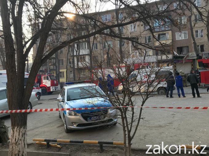 Впали 4 поверхи: в Казахстані вибухнула житлова п'ятиповерхівка. Перші фото і відео НП