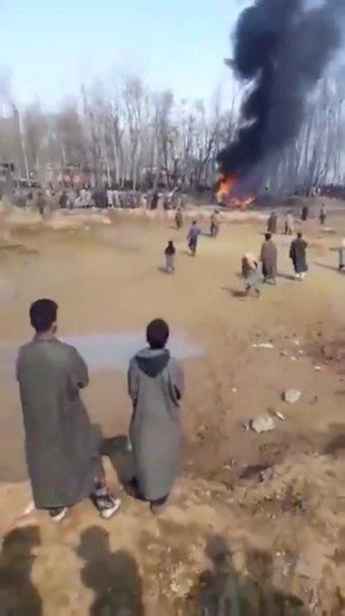 Пакистан сбил два военных самолета Индии: есть пленные