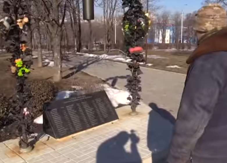 Полоненого українця провели вулицями "ДНР"