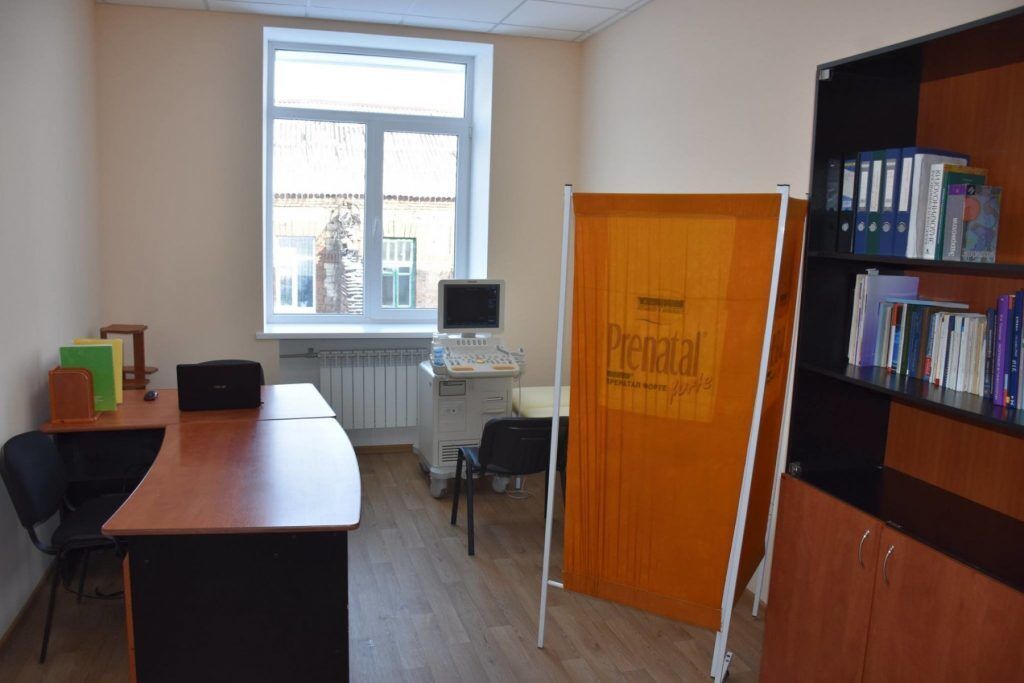 Как б*ндеровцы издеваются над жителями Дружковки