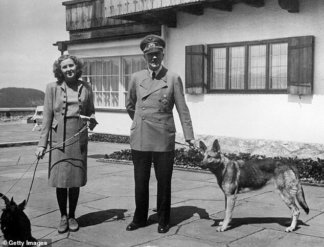 Адольф Гитлер и его спутница Ева Браун