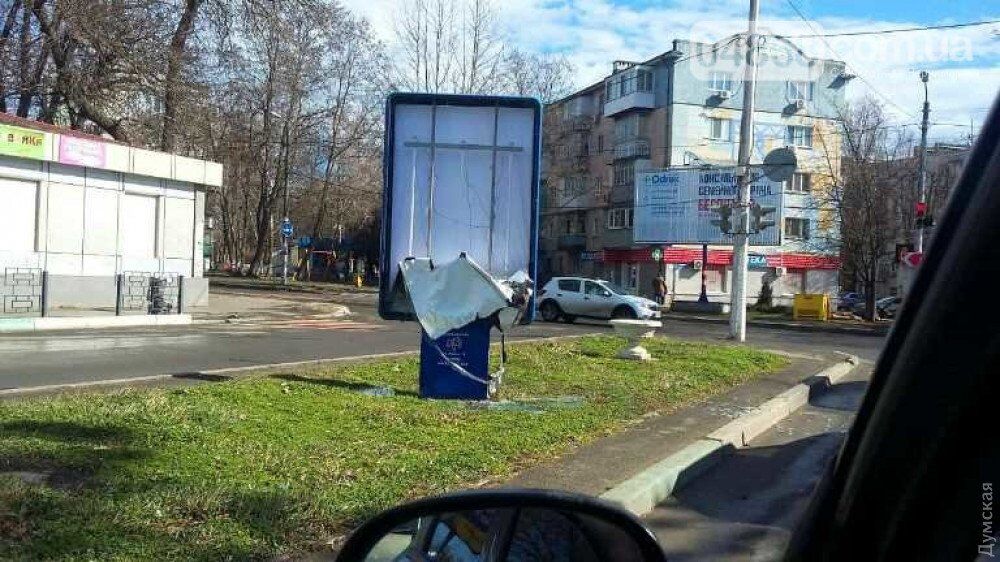 Одесу накрили піщана буря та ураган: фото і відео погодного апокаліпсису