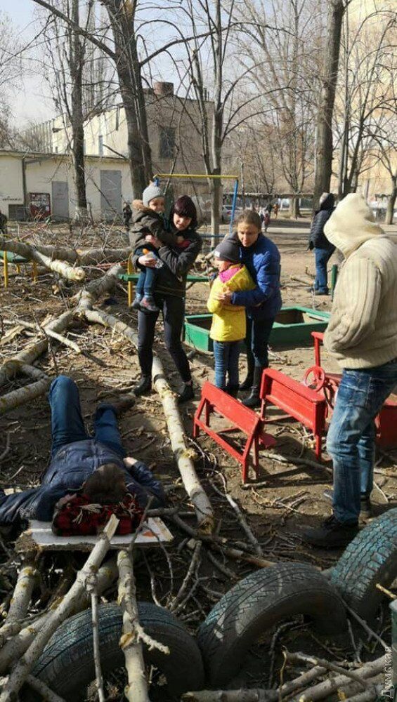 Украину накрыл погодный армагеддон: есть жертвы и раненые. Фото и видео