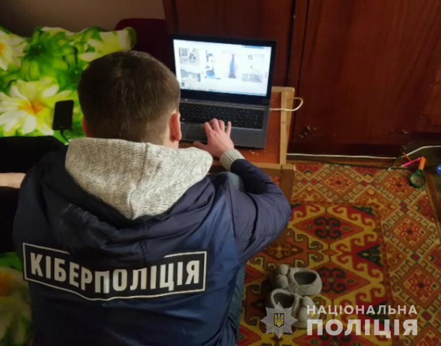 Насилуют на камеру и устраивают туры для педофилов: в Украине начали порноохоту на детей