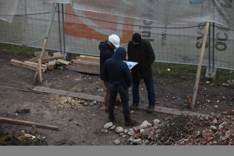 Живьем засыпало землей: в Польше трагически погиб украинец