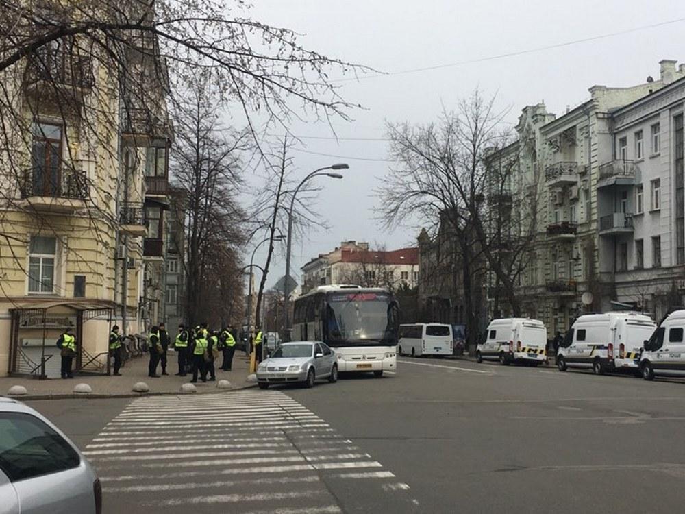 СледÑÑ Ð¸ ÑнимаÑÑ Ð½Ð° камеÑÑ: в УкÑаине акÑивизиÑовалÑÑ Ð½Ð¾Ð²Ñй вид