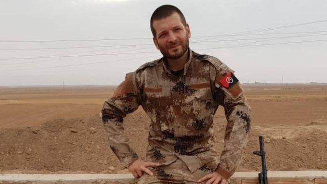 Похвастались трупом в сети: ИГИЛ убил в Сирии итальянского волонтера 