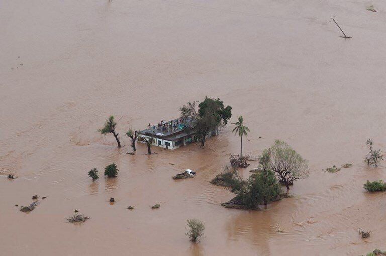 Південну Африку накрив катастрофічний циклон: більше тисячі загиблих. Фото і відео