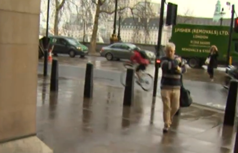Спікер парламенту Великобританії здивував поведінкою на публіці: опубліковано відео