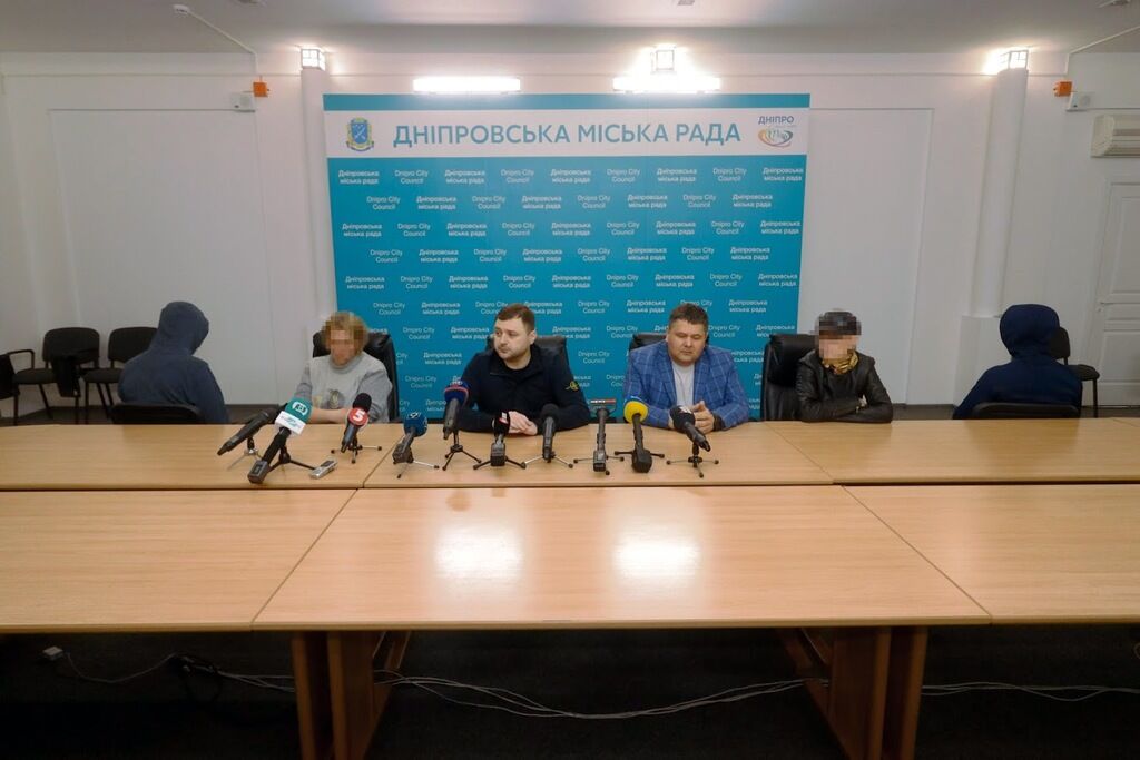 Керівництво мерії Дніпра зустрілося з проблемними підлітками