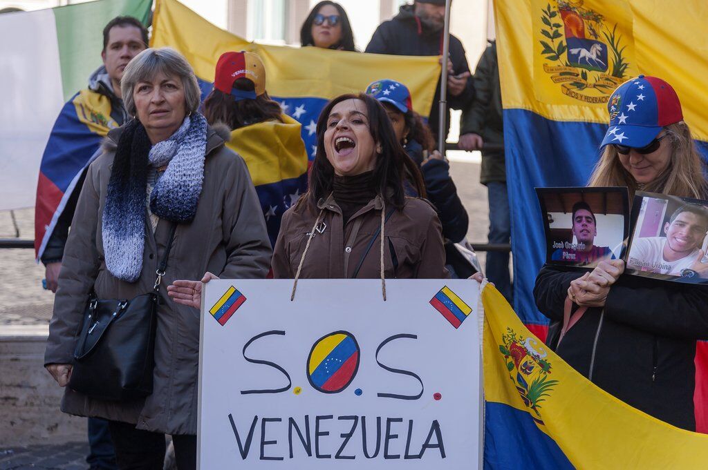 Протесты оппозиции в Венесуэле