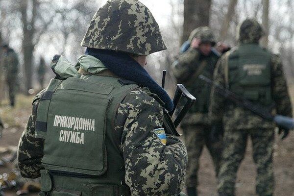 "Майдан 3.0" і "спецназ США": в Україні влаштували СМС-провокацію перед виборами
