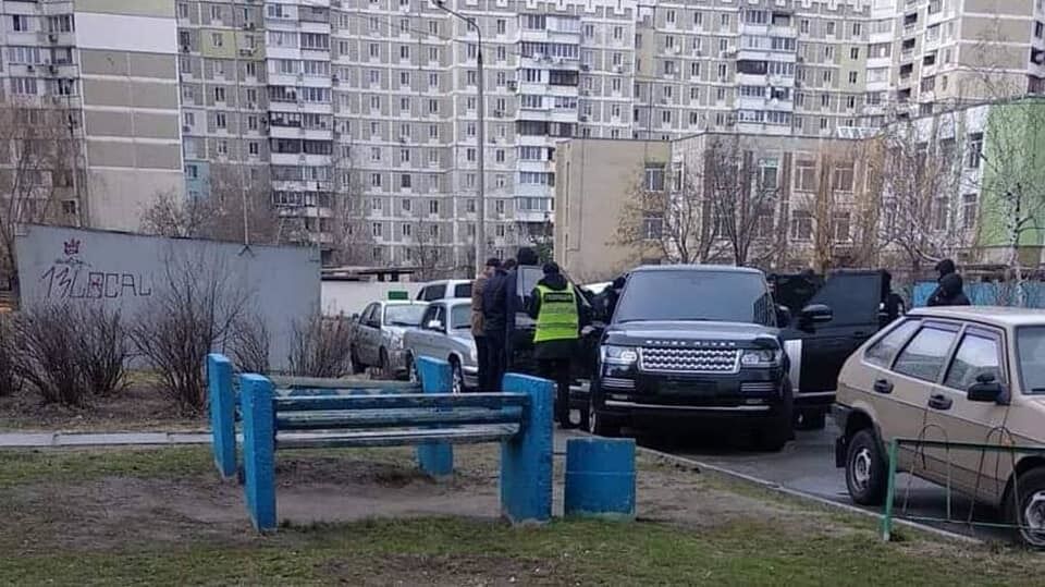 В Киеве в приемной нардепа устроили потасовку