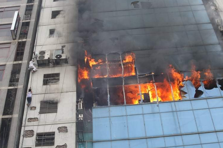 Пожежа в Дацці