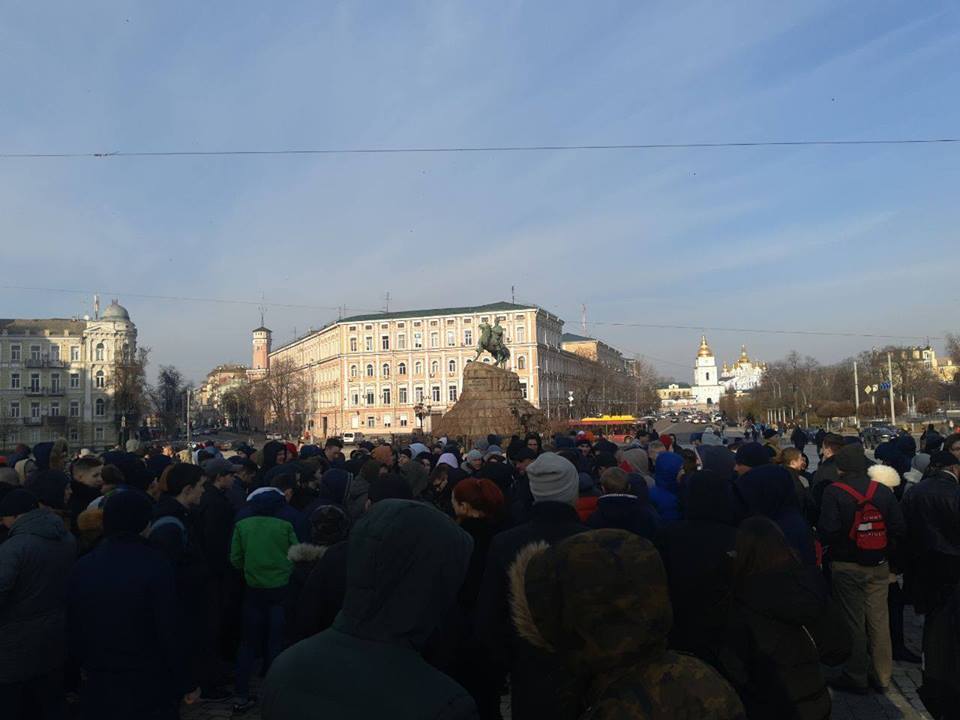 Проплаченная акция в центре Киева