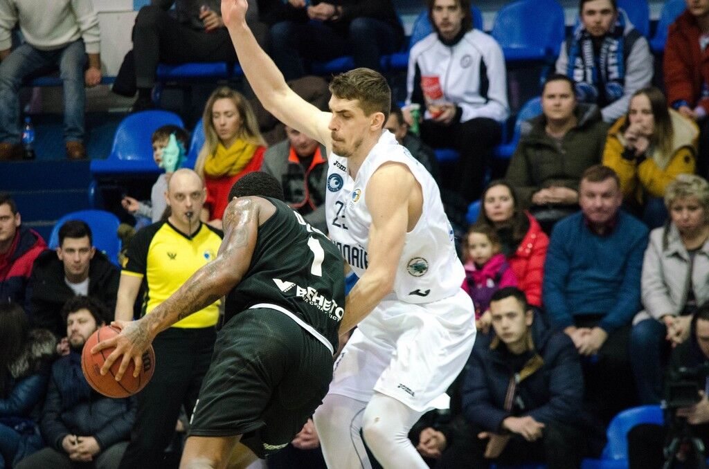 День сенсаций: результаты Суперлиги Пари-Матч 3 марта