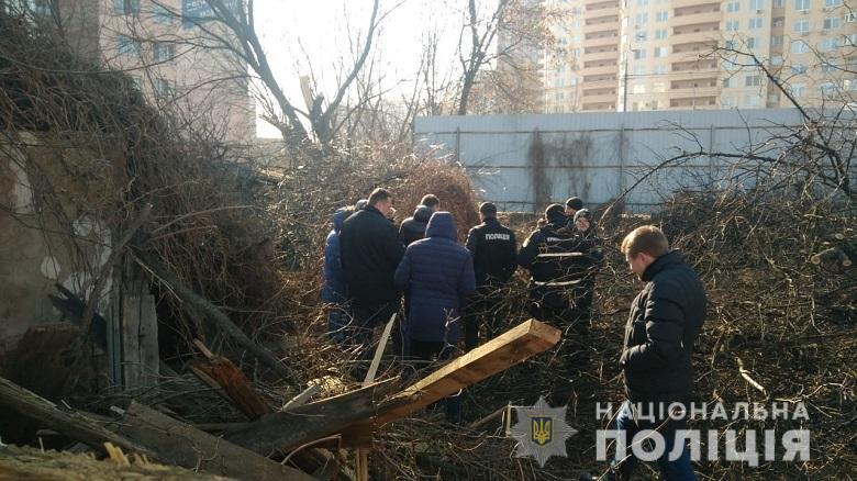 У Києві мати викинула дитину