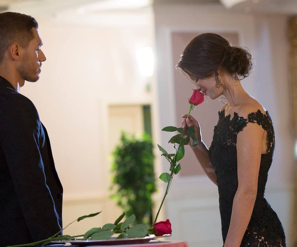 Хто отримав троянди в четвертому випуску "Холостяк-9": фото дівчат