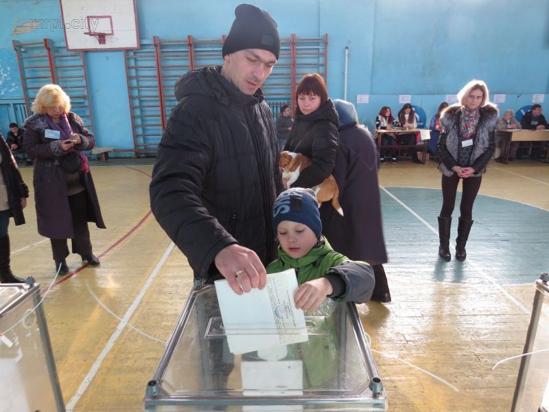 Как проходят выборы президента Украины на Донбассе