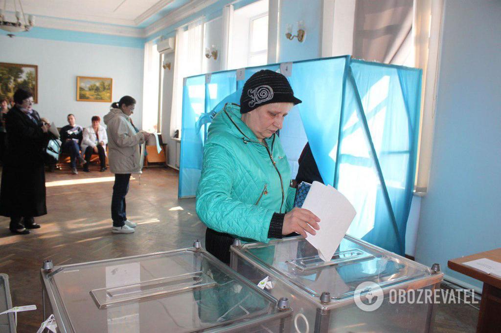 Як пройшли вибори президента-2019: українці поділилися фото