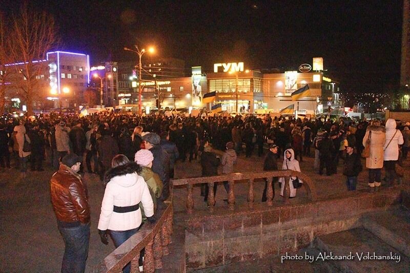 "День, когда жители стали гражданами": в сети вспомнили, как Донецк и Луганск доказали, что они – Украина