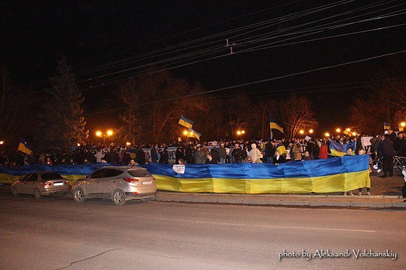 "День, когда жители стали гражданами": в сети вспомнили, как Донецк и Луганск доказали, что они – Украина