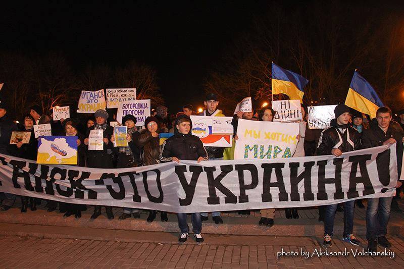 "День, когда жители стали гражданами": в сети вспомнили, как Донецк и Луганск доказали, что они – Украина