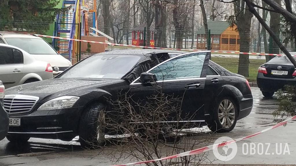 Автомобіль, в якому застрелили бізнесмена, зареєстрований на його дружину