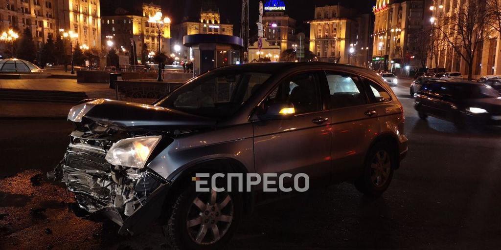 У центрі Києва зіткнулися 6 авто: опубліковані перші фото
