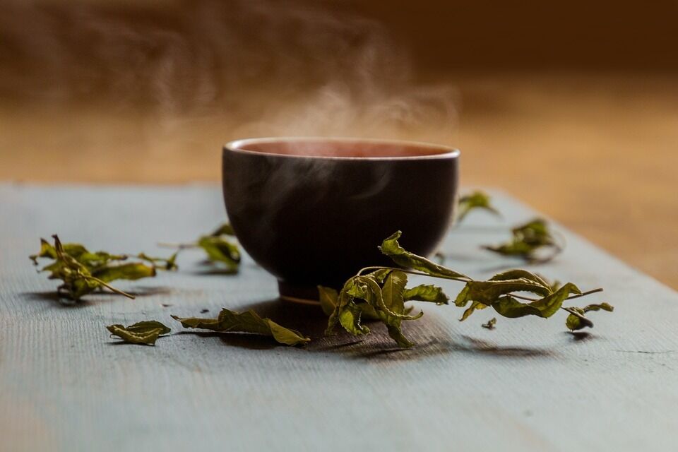 Зеленый чай не поможет? Развенчаны главные мифы о похудении