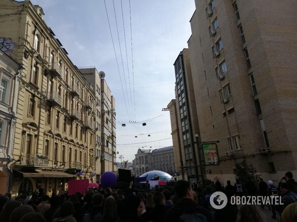 В Киеве на марше феминисток произошли стычки: эксклюзивные фото
