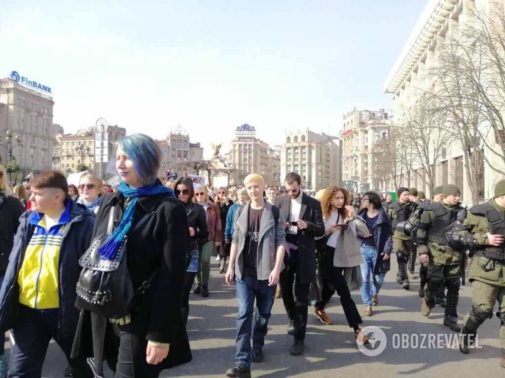 У Києві на марші феміністок відбулися сутички: ексклюзивні фото