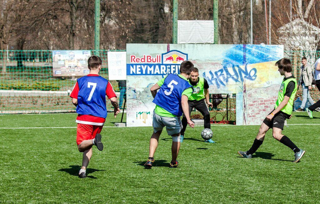 В Запорожье стартовали квалификации футбольного чемпионата  Red Bull Neymar Jr's Five