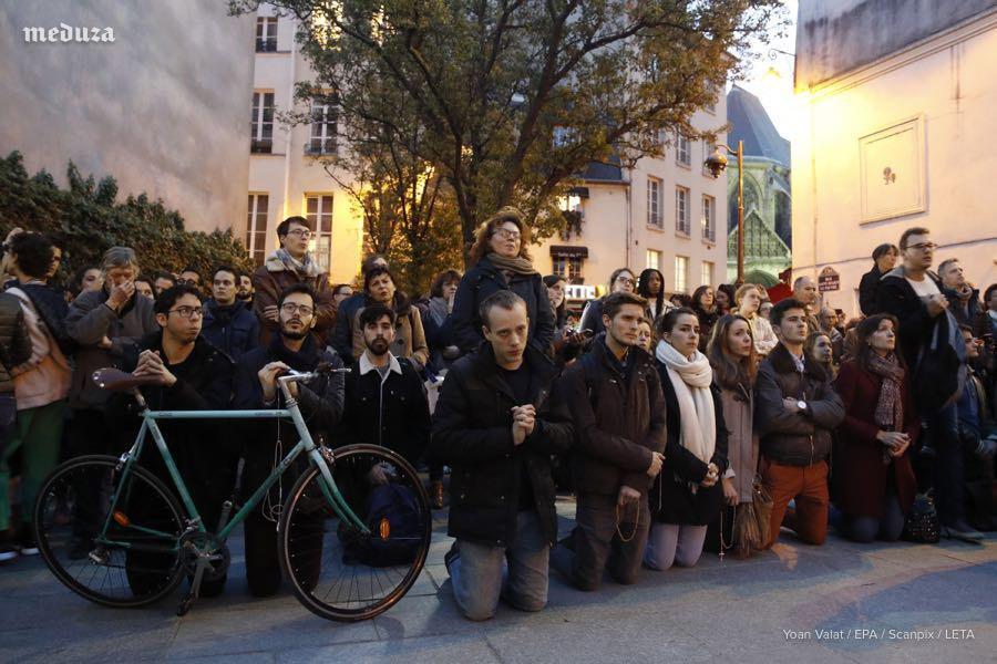"Боже, спаси Нотр-Дам": світ шокований пожежею в соборі Паризької Богоматері