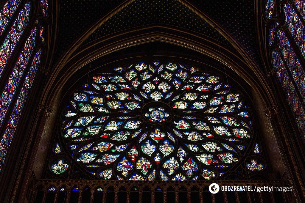 Вітражі собору Паризької Богоматері