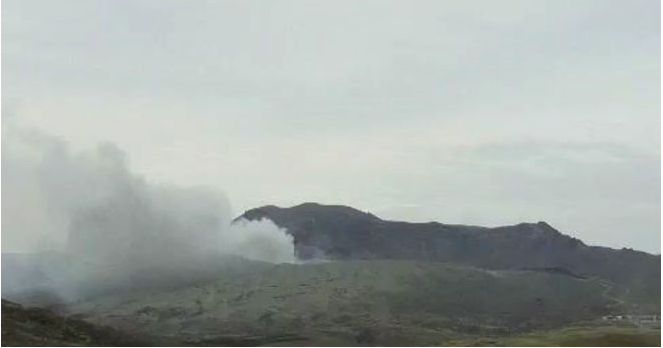В Японии произошло извержение опасного вулкана: первое фото